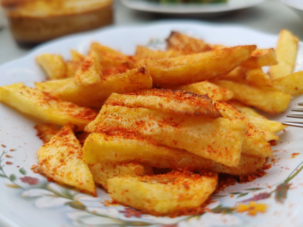 Altın renginde kızarmış patates